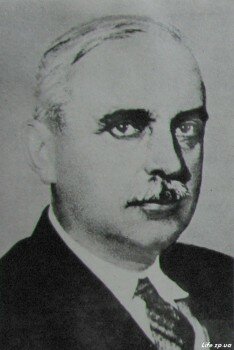 Главный инженер Днепростроя, известный гидростроитель Б. Е. Веденеев