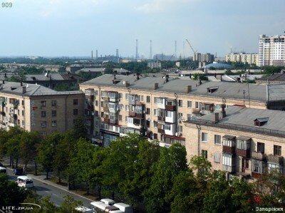 Вид на заводы с проспекта Ленина