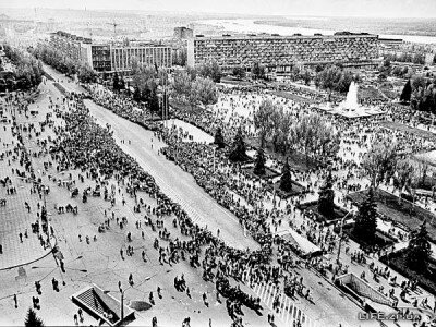 Народные гуляния на площади Фестивальной, 70-е годы