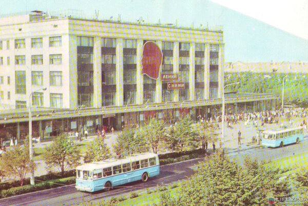 Универмаг «Украина», 1973 год (70-е годы)