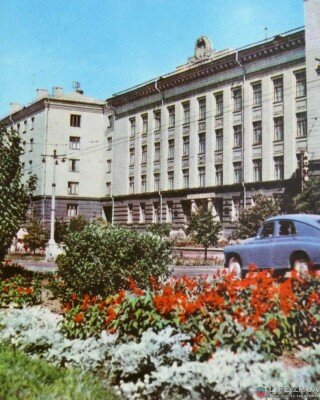 Здание института Укрниицветмет, 1964 год (60-е годы)