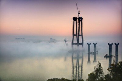 Новые мосты в тумане - рассвет в Запорожье