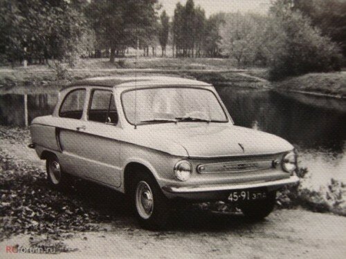 В начале 60-х годов опытный образец ЗАЗ-966 был продемонстрирован на ВДНХ.