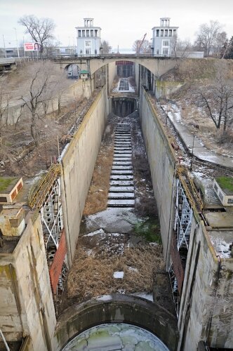 Шлюз Запорожского гидроузла