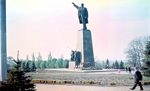 Памятник Ленину, 1972 год (70-е годы)