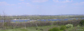 Вид на город из Соловьиной рощи. Панорама.