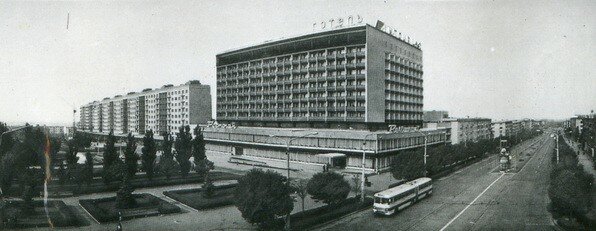Площадь Октябрьская 1974-1975 годов.