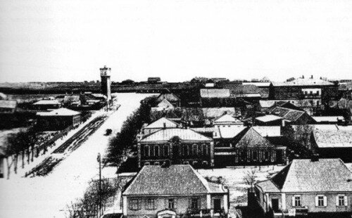 Улица Троицкая (сейчас Чекистов). Вид на город 1911 год.