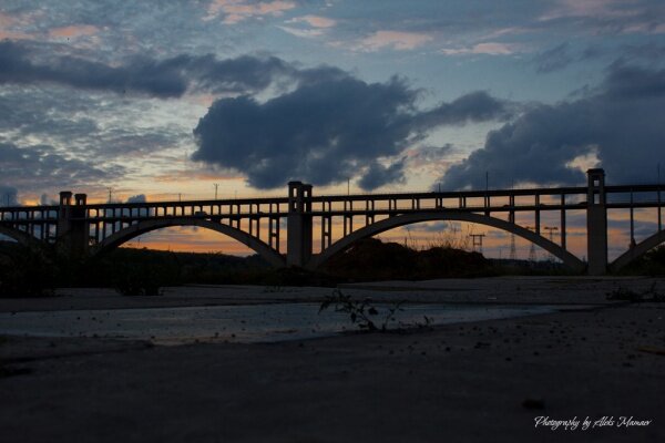 Мост Преображенского на закате