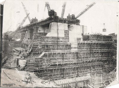Строительство плотины ДнепроГЭС в 1929 году