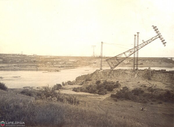 Строительство трех мачт ЛЭП на острове Хортица, 1945-1949-гг