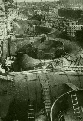 Грандиозная стройка плотины ДнепроГЭС, фотография 1931 года