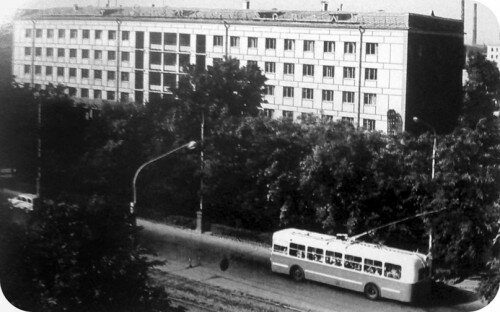 Проспект Ленина (гостиница «Днепр») - ретро фото