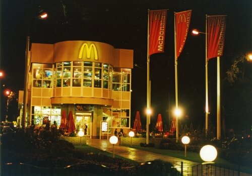McDonalds ночью