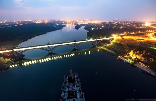 Ночной вид на мосты Преображенского